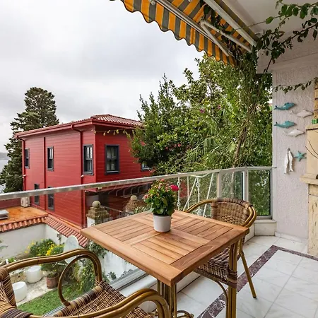 Appartamento Flat Near Bosphorus Coast With View In Uskudar