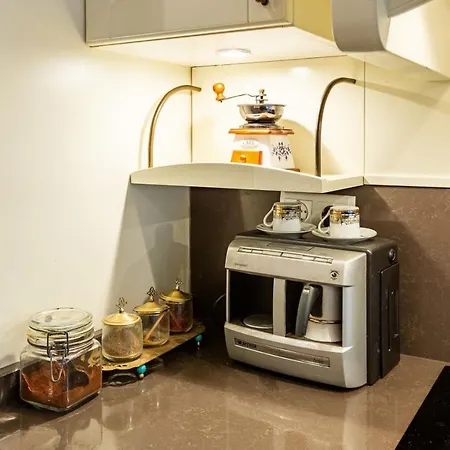 Appartamento Flat Near Bosphorus Coast With View In Uskudar *