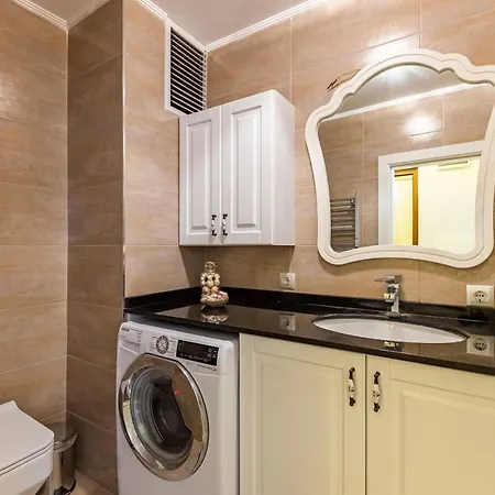 Flat Near Bosphorus Coast With View In Uskudar * Provincia di Istanbul